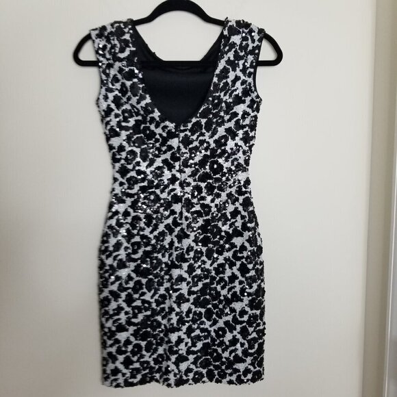 Guess Women Size 2 Fully Sequined Mini Dress Coquette Holiday Party Sparkle HOCO - Picture 5 of 12